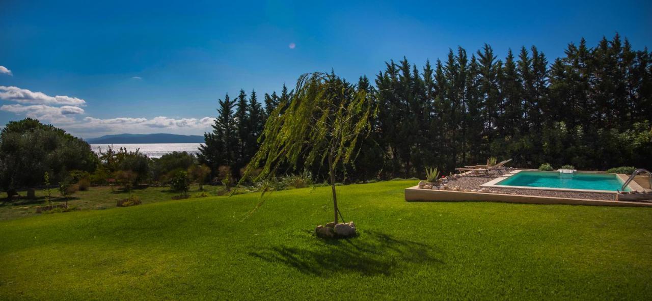 Driftwood Villa Karavádhos Esterno foto